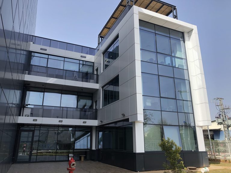 WhatsApp Image 2025-12-31 at 17.10.52